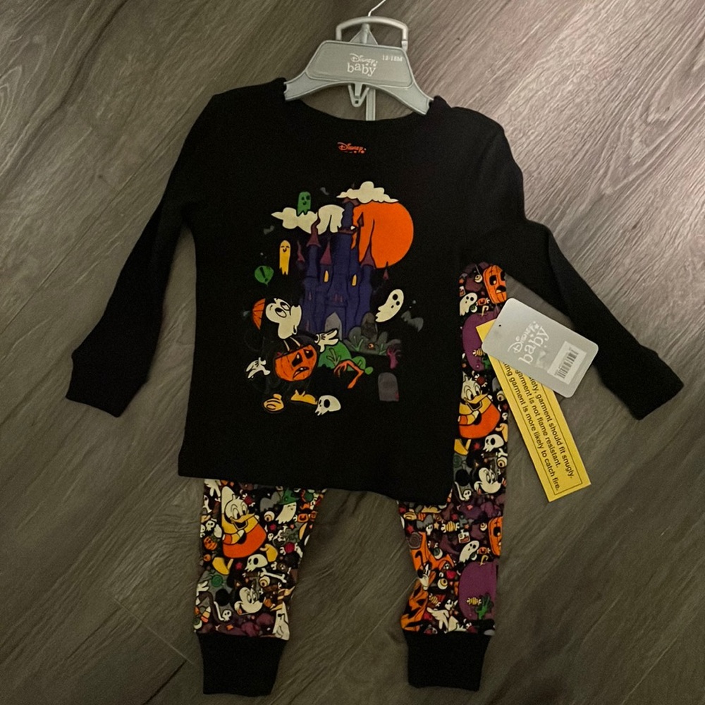 Disney baby 12 - 18 months Halloween Mickey Pajamas Disney Parks Infant